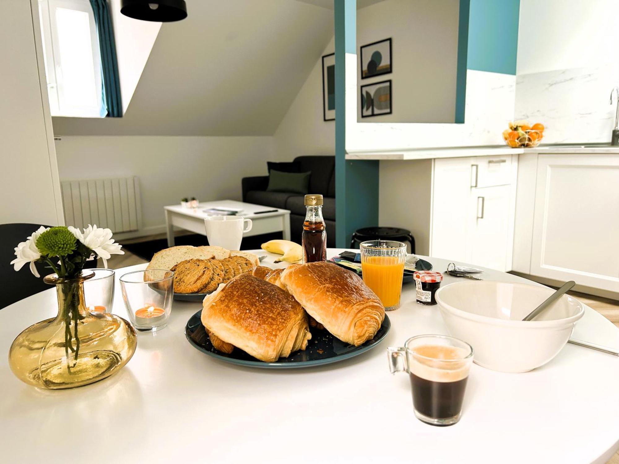 La Maison Hugo Montreuil  Eksteriør bilde