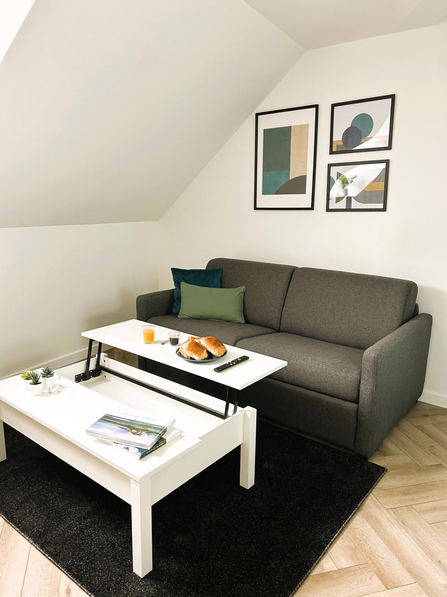 La Maison Hugo Montreuil  Eksteriør bilde