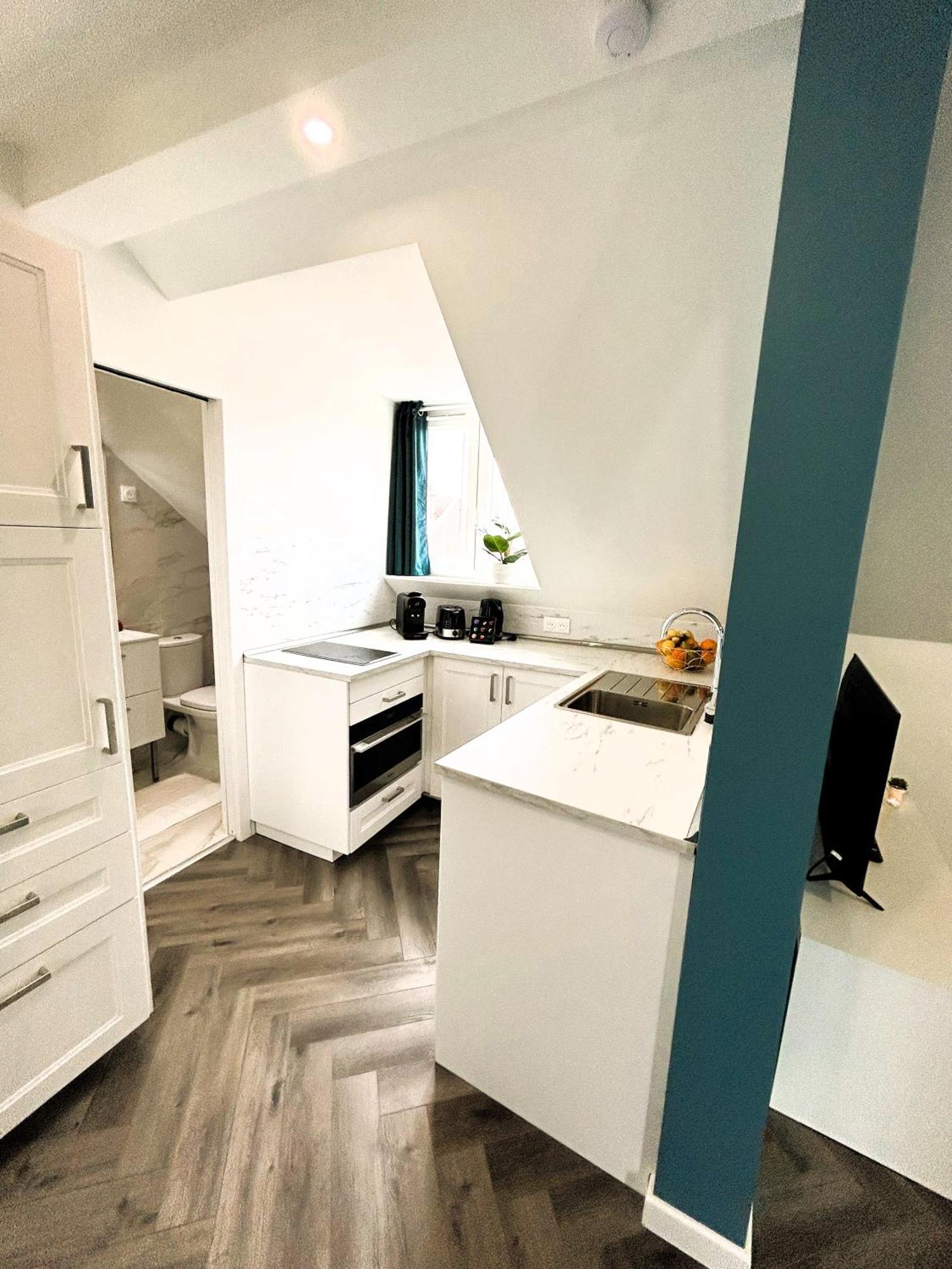 La Maison Hugo Montreuil  Eksteriør bilde