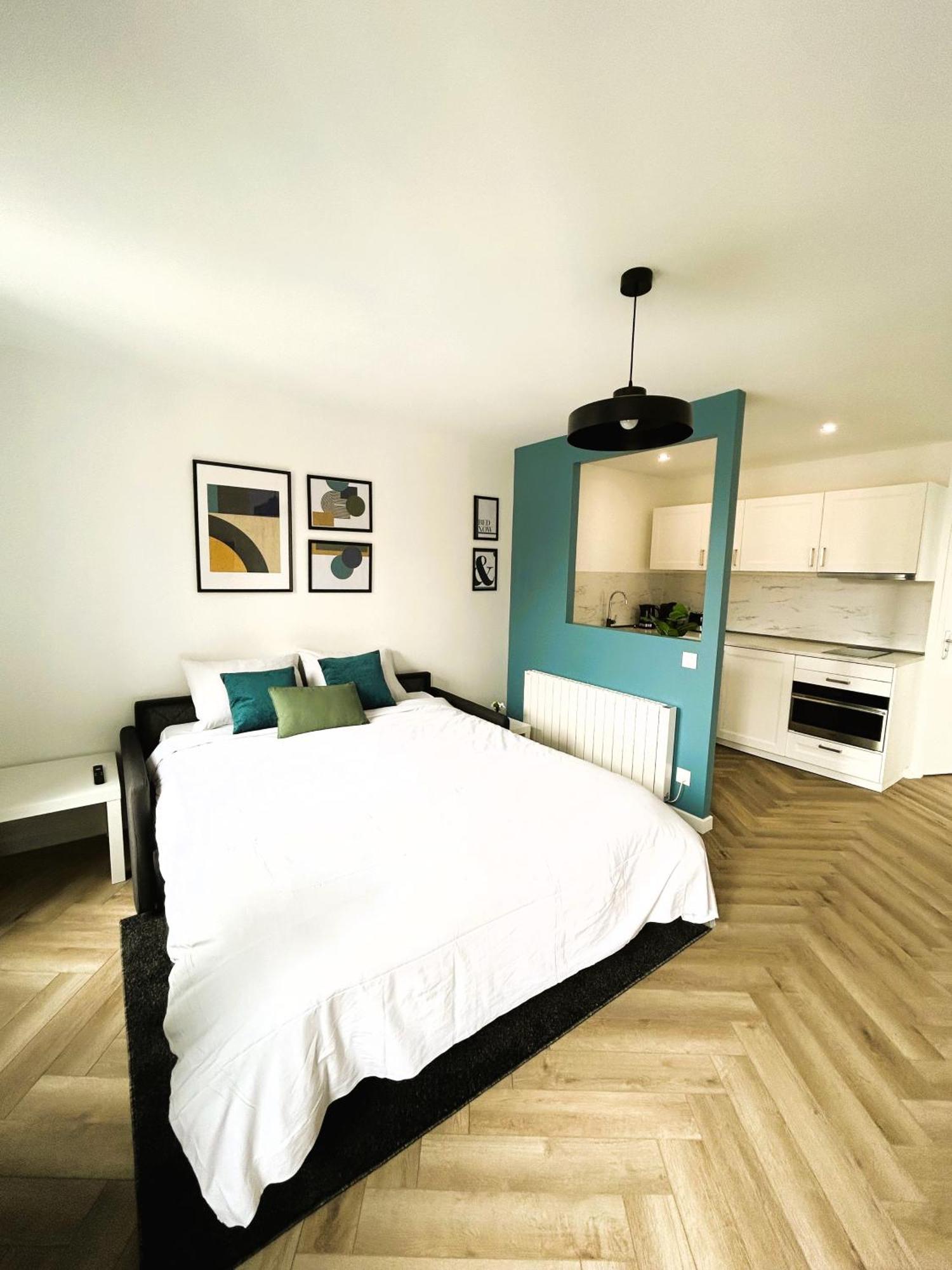La Maison Hugo Montreuil  Eksteriør bilde